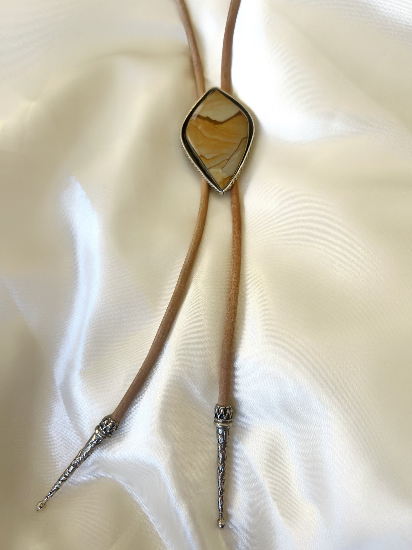 Desert Bolo — light brown