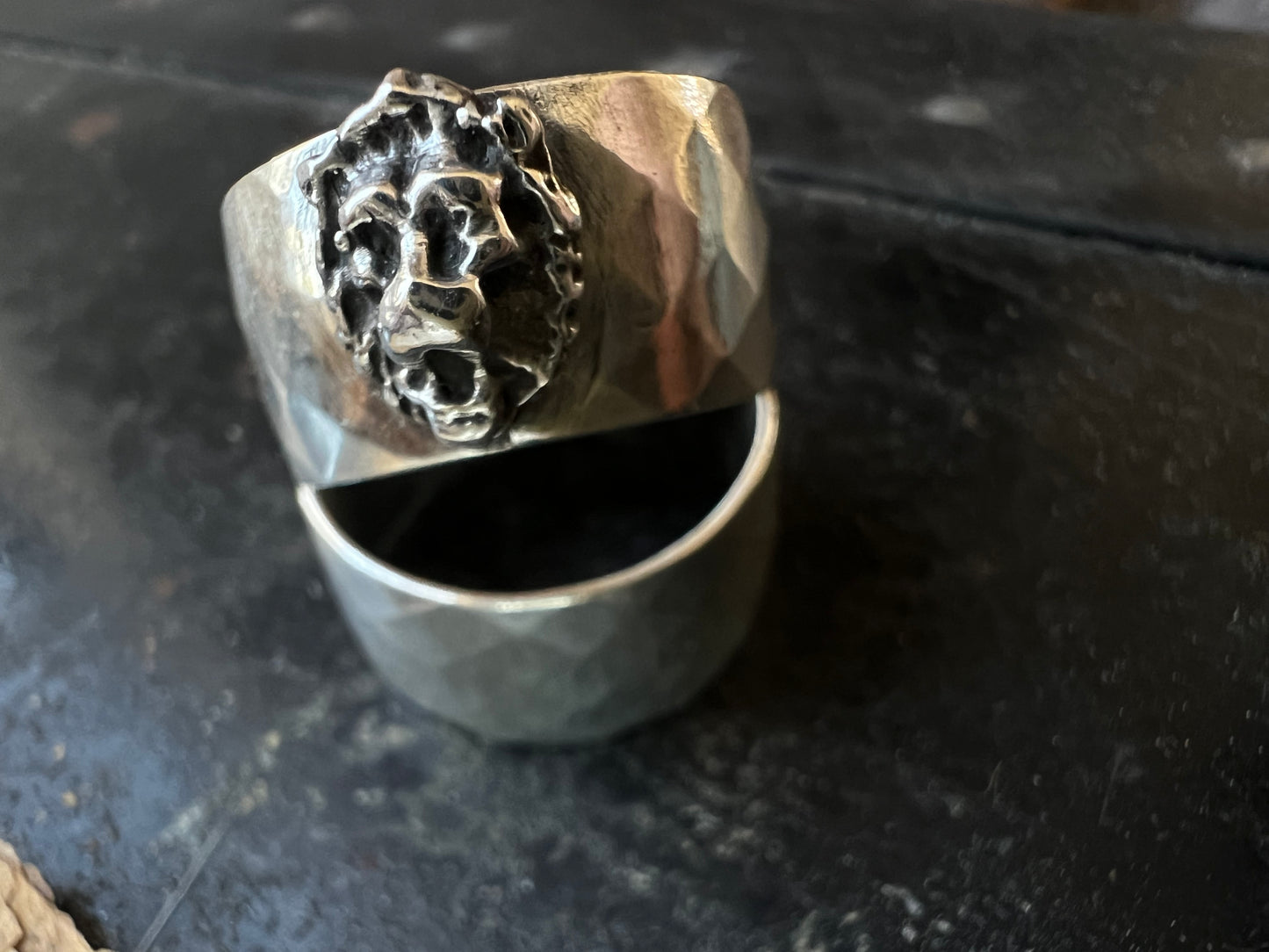 Leo & Diamond Bands