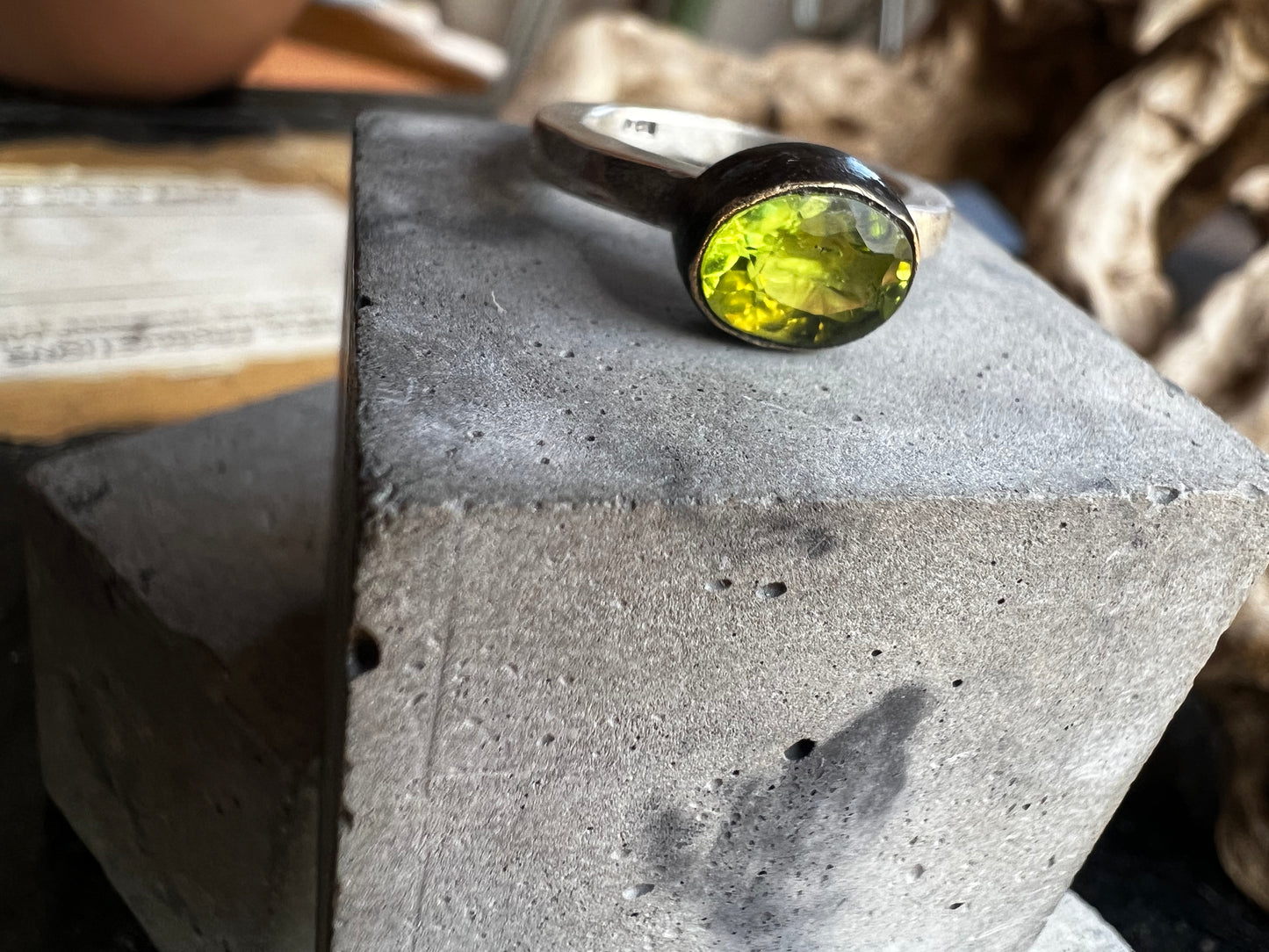 Peridot Avant-Garde Ring — sz 5