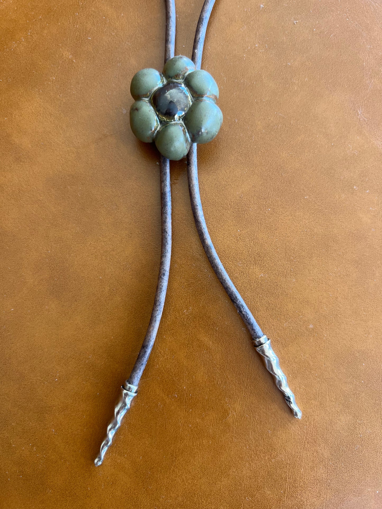 Ceramic Flower Bolo Tie