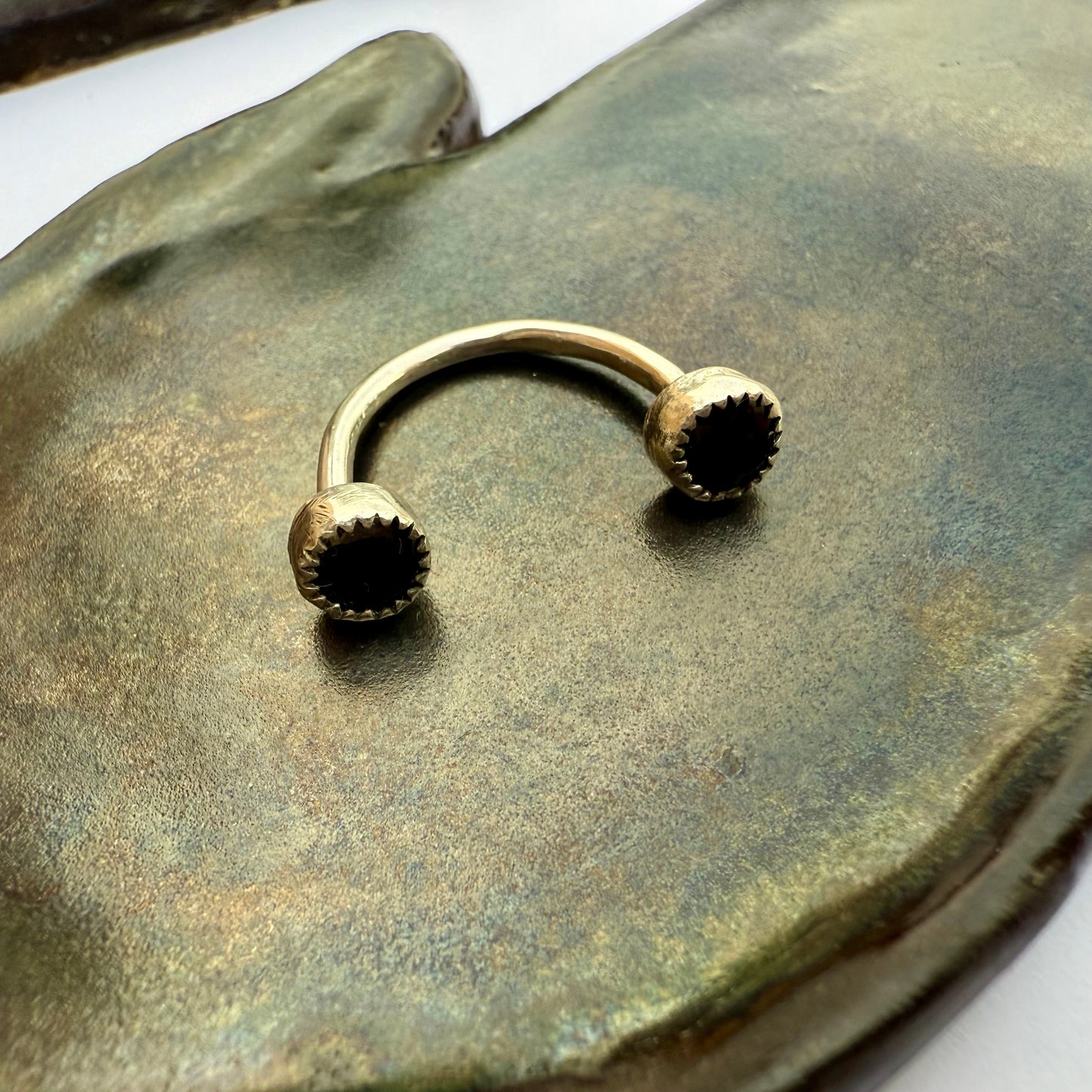 Onyx Illusion Ring — size 5-7.5