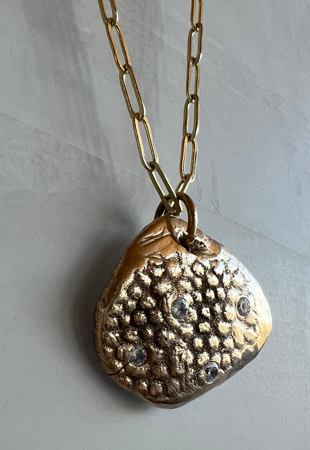 Bronze Pendant 010