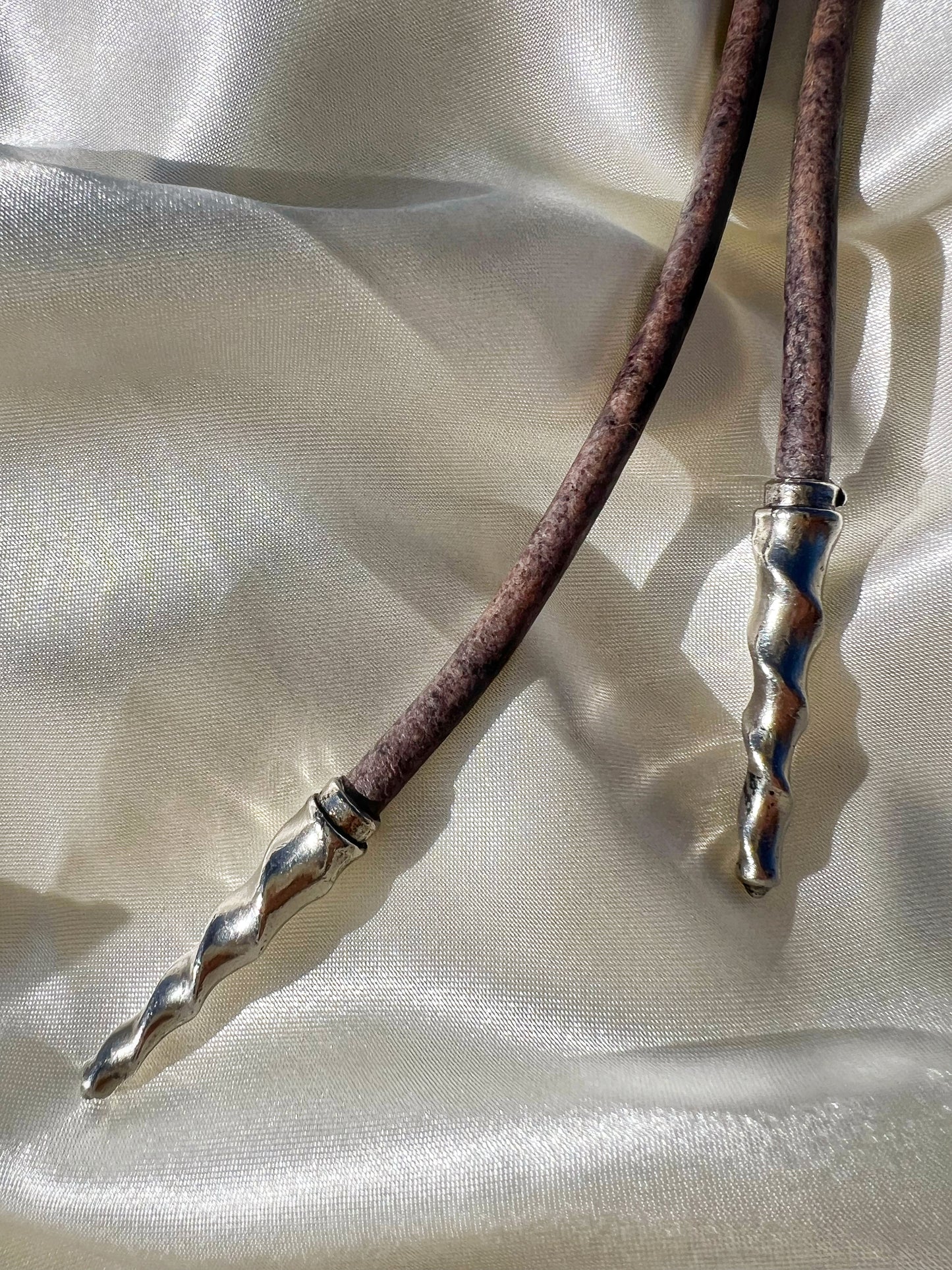 Ceramic Flower Bolo Tie