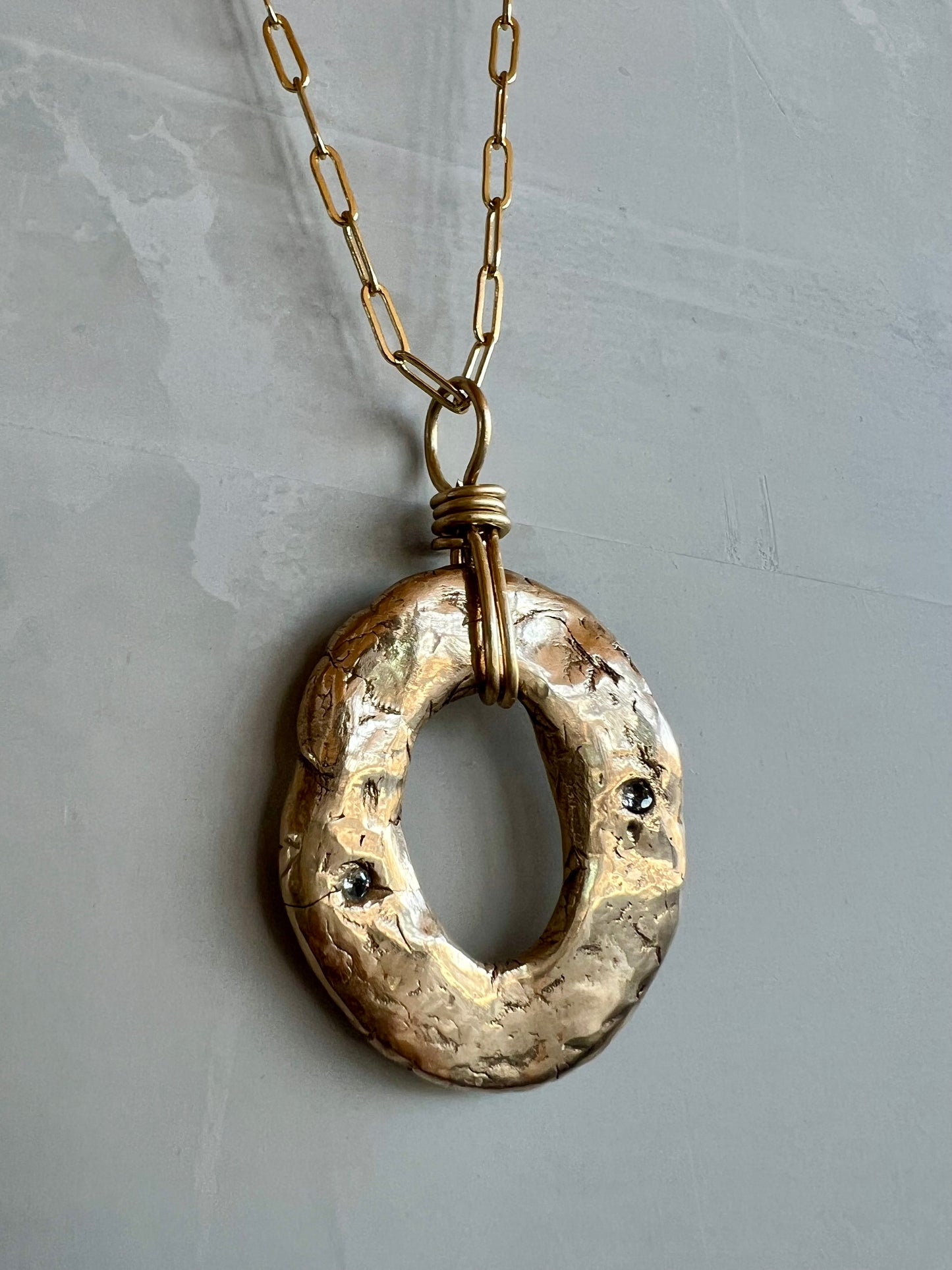 Bronze pendant 020