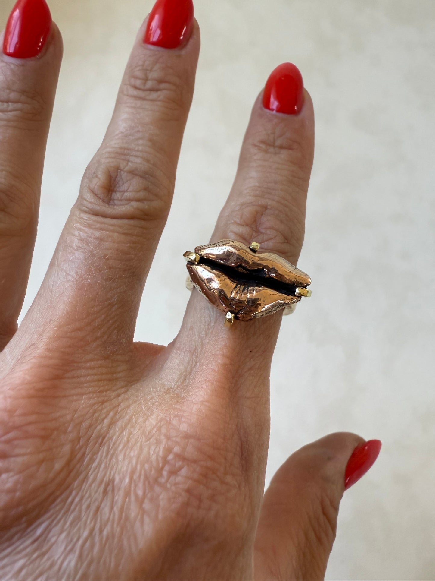 Kiss Rings