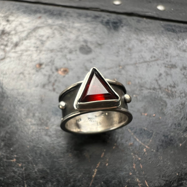 Alchemical Queen Ring — size 8