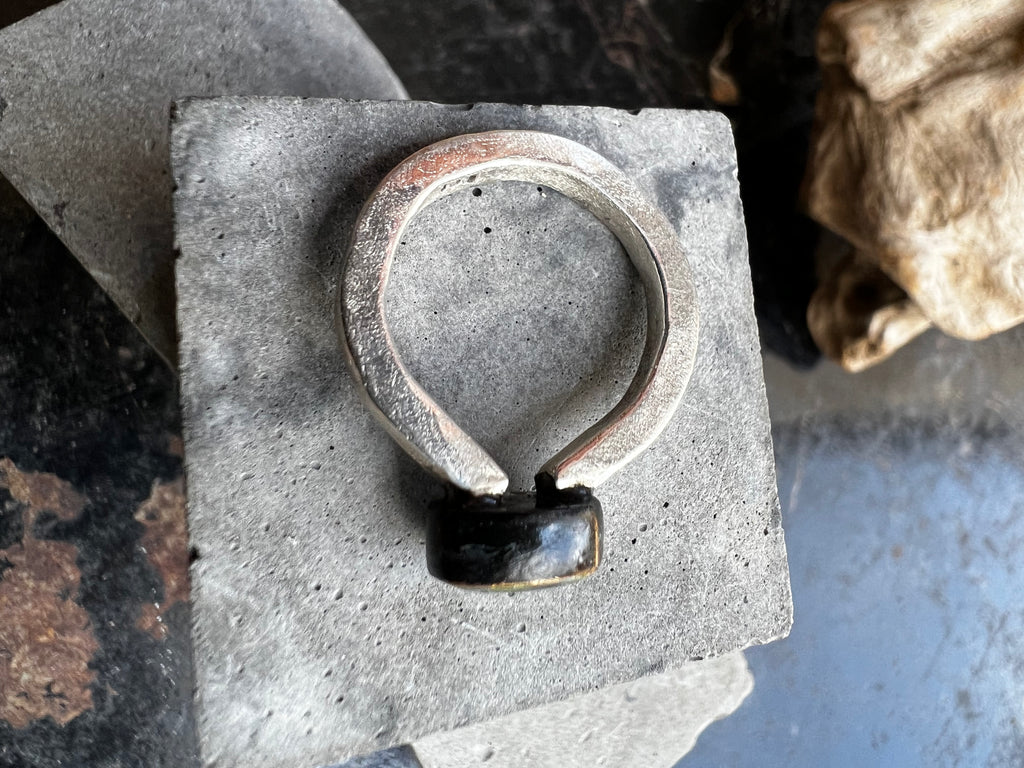 Peridot Avant-Garde Ring — sz 5