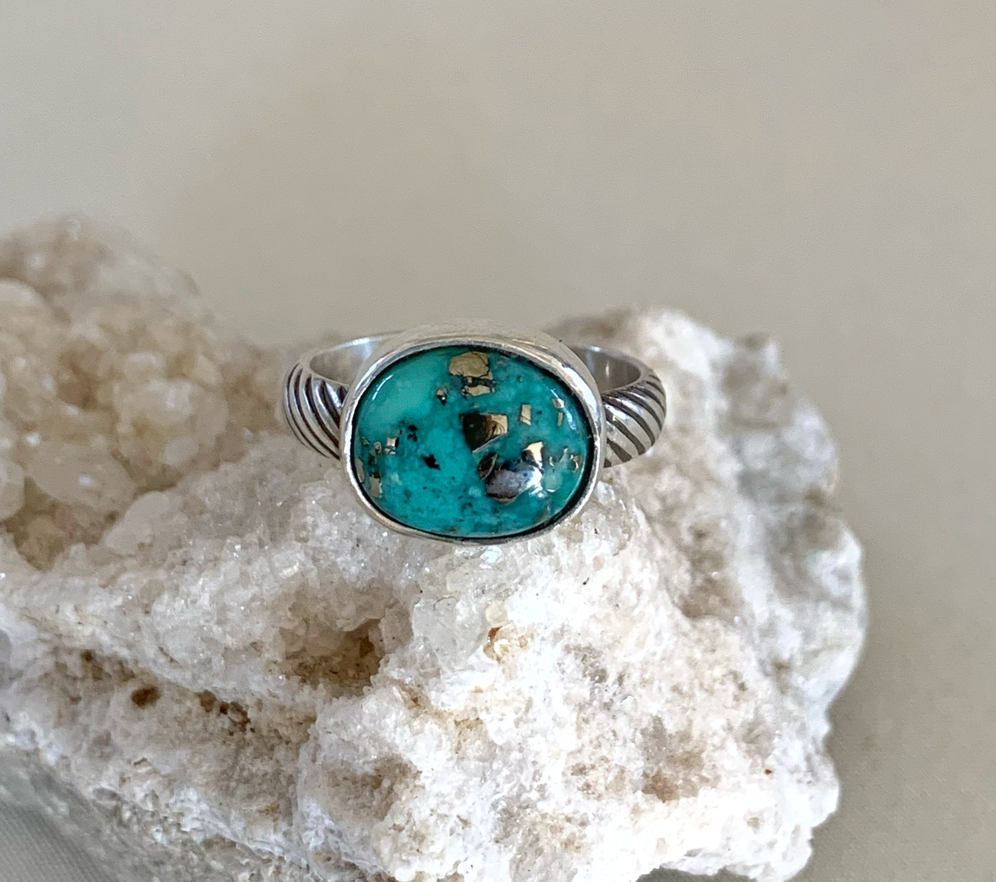 Campitos Turquoise Ring — size 8.5