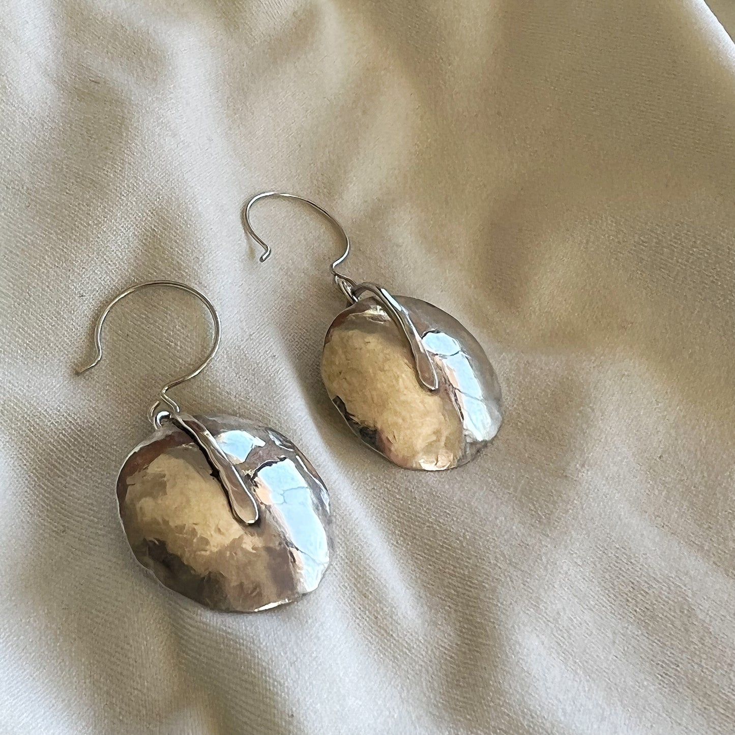 Bellona Earring