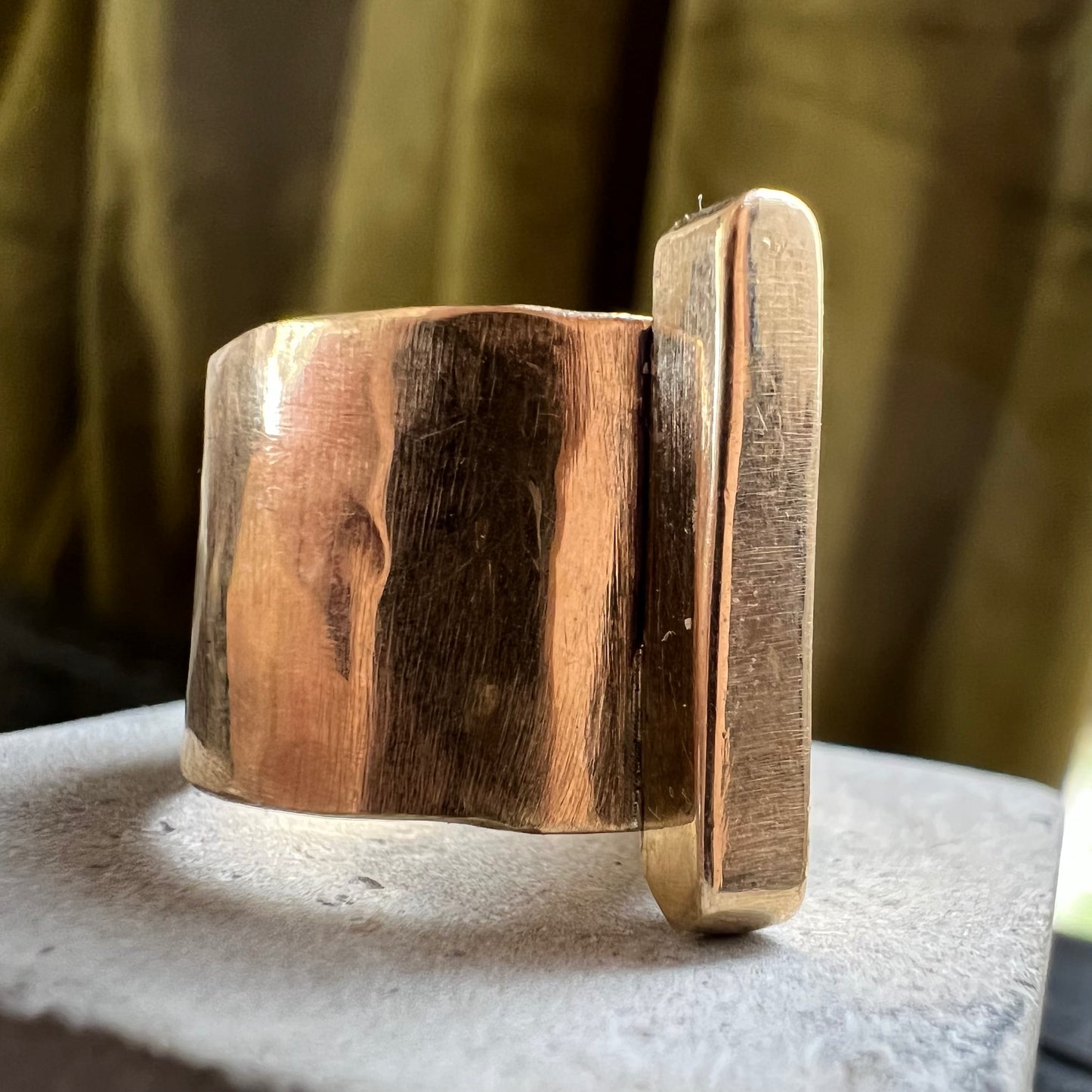 Beam of Light Ring