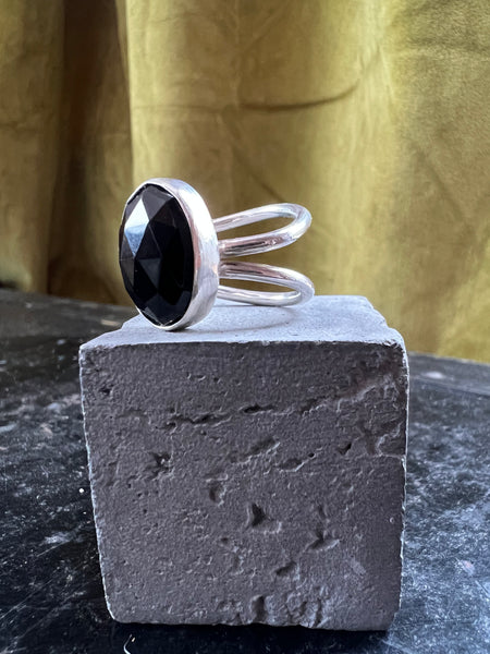 Structural Onyx Ring — size 6.5-7.5